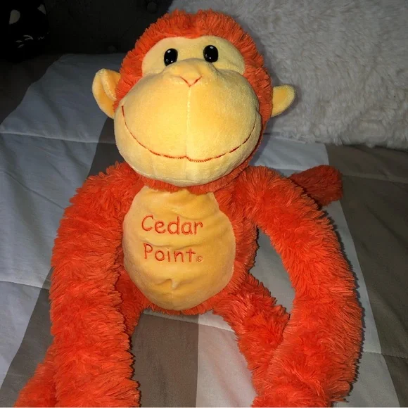 Cedar Point Monkey Plushie - Picture 3 of 9